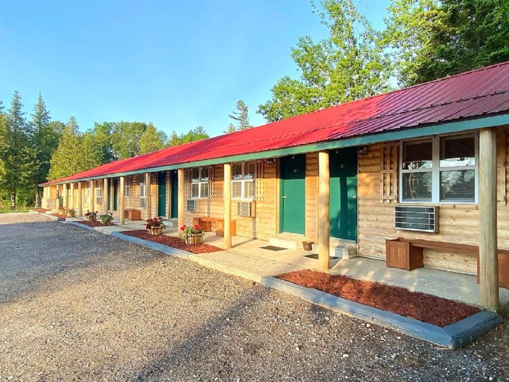 Moosewood Inn (Saint Ignace) 