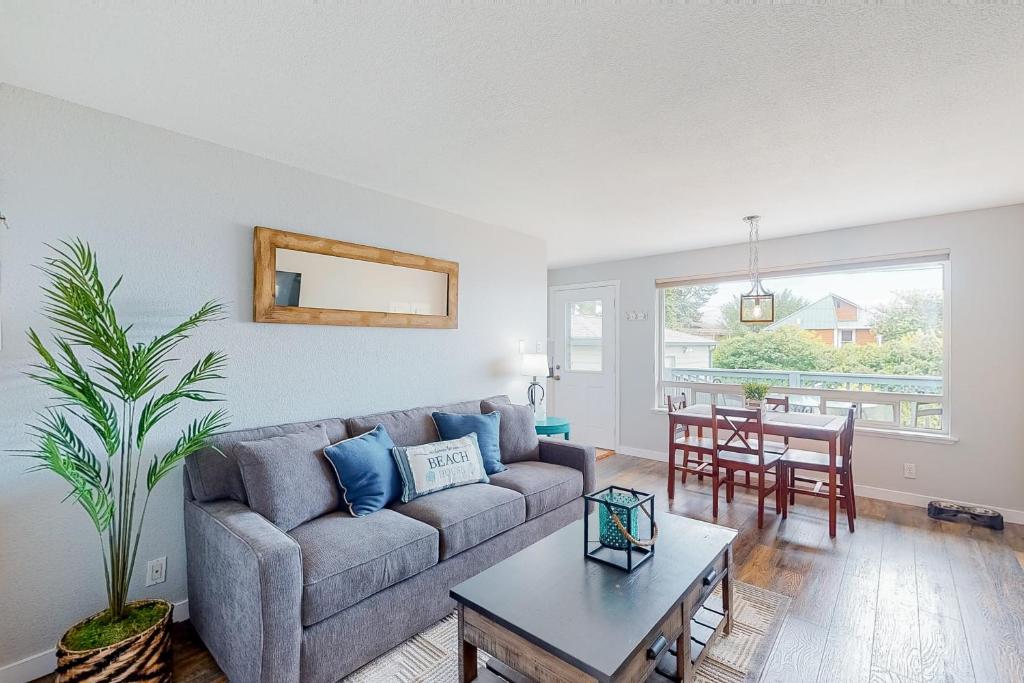 Tides Out Loft