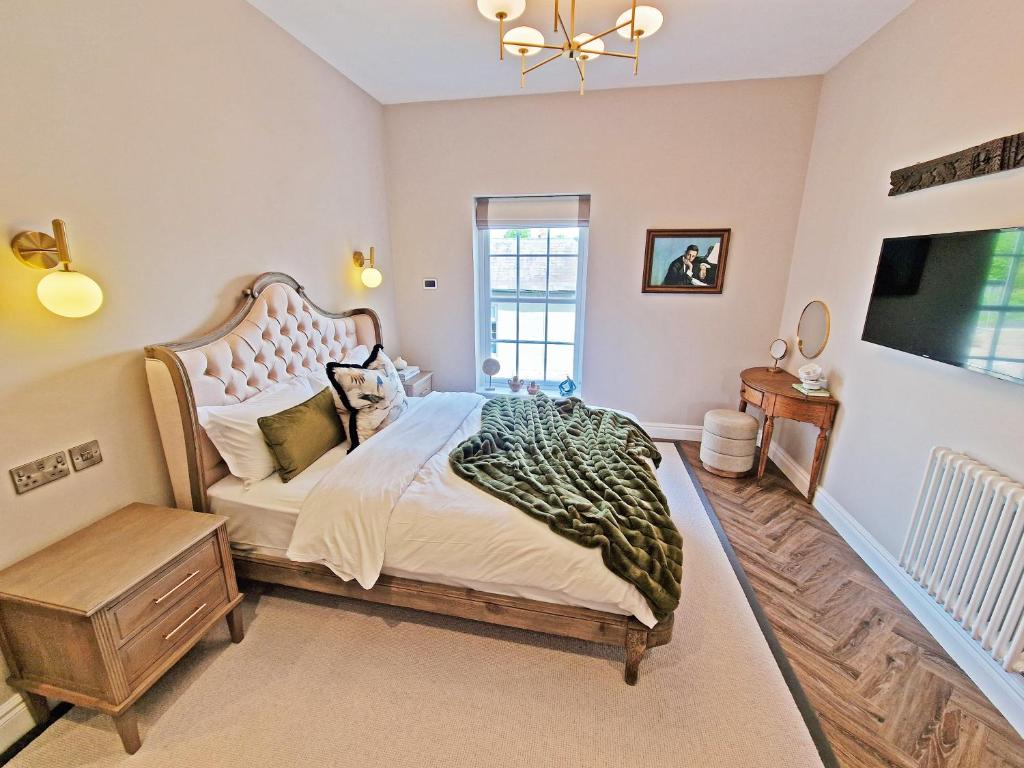 Elevated Space Apartments, Shipston on Stour